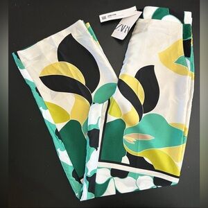 Zara Multicolor Floral Print Pants